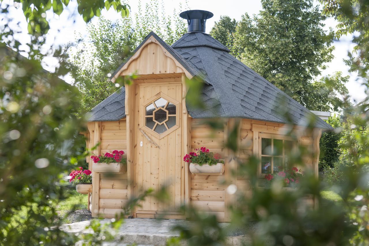 Hotel Schoenbuch Pliezhausen Екстер'єр фото